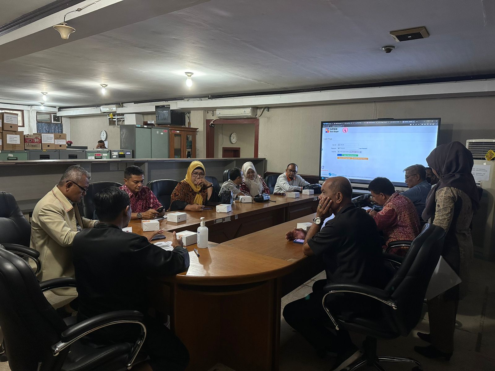 Diskominfo Kota Bogor Menyambut Hangat Kunjungan dari Komisi II DPRD Kota Padang dalam Rangka Melakukan Studi Banding