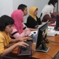 Pelaku UKM Dekranasda Kota Bogor Dilatih Design Website